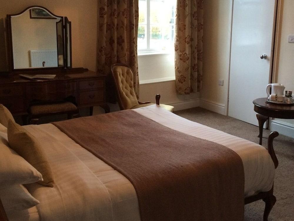 The Eagles Hotel Llanrwst Bagian luar foto