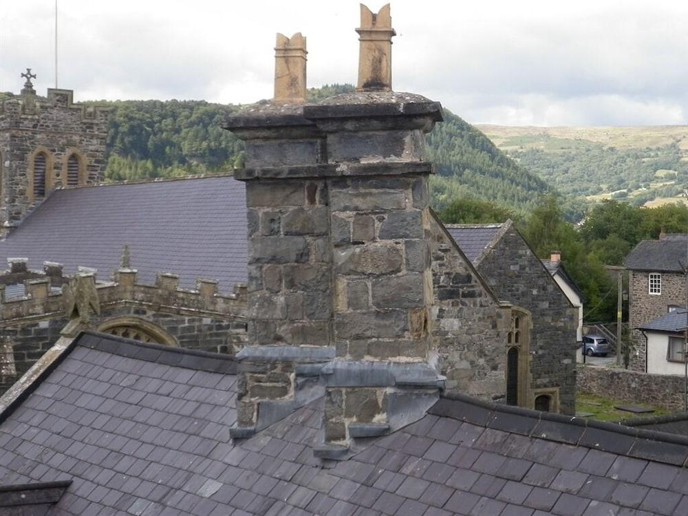 The Eagles Hotel Llanrwst Bagian luar foto