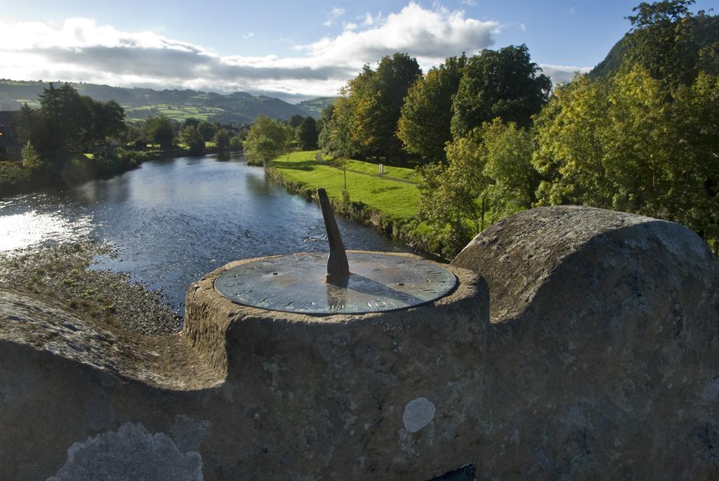 The Eagles Hotel Llanrwst Bagian luar foto
