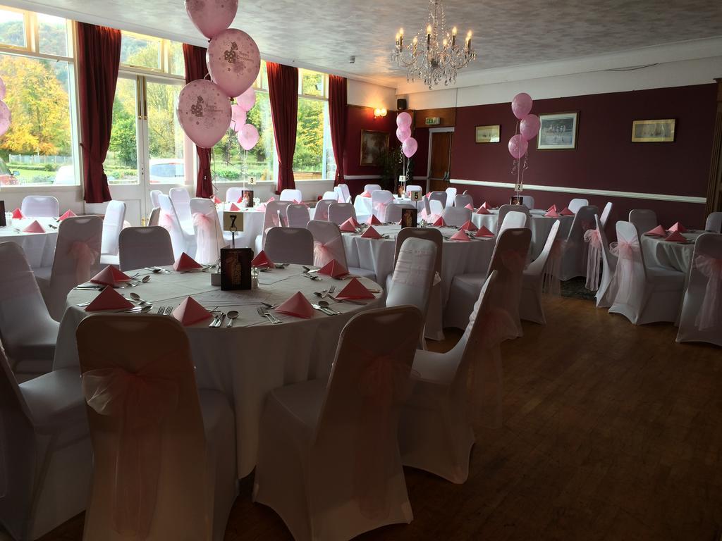 The Eagles Hotel Llanrwst Bagian luar foto