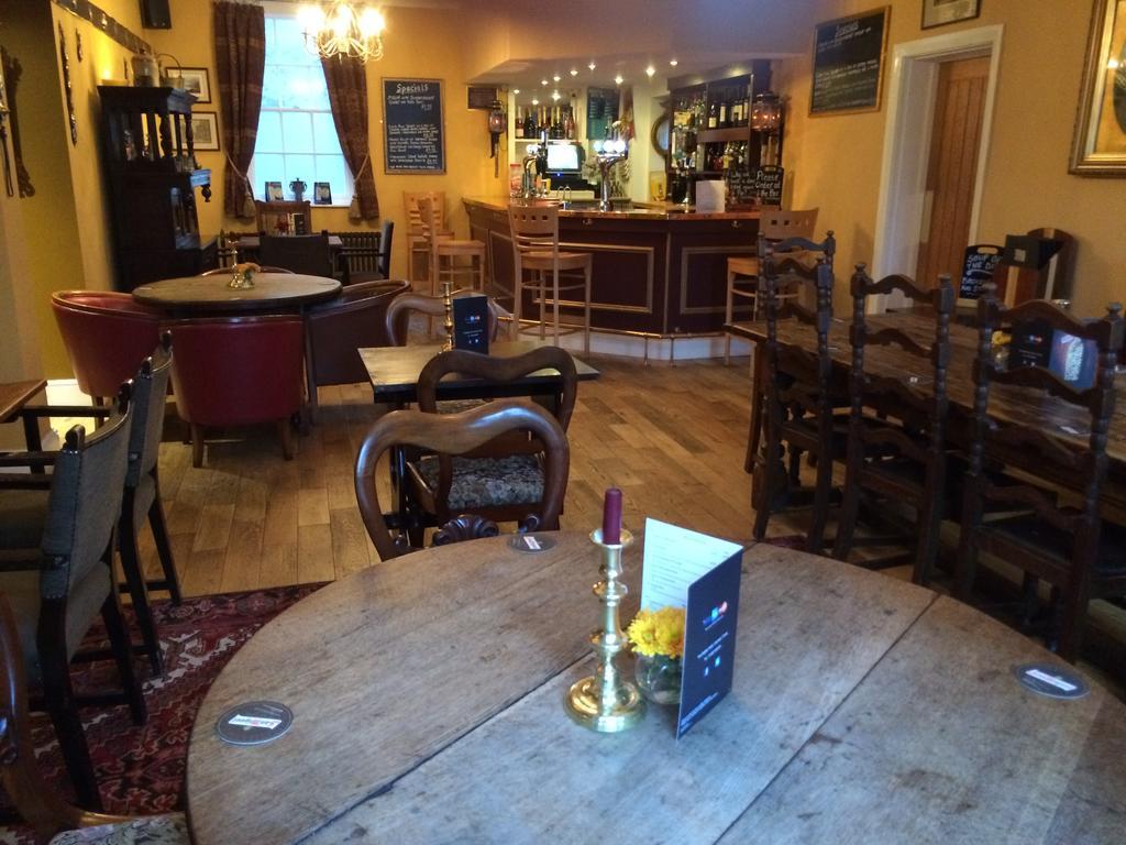 The Eagles Hotel Llanrwst Bagian luar foto