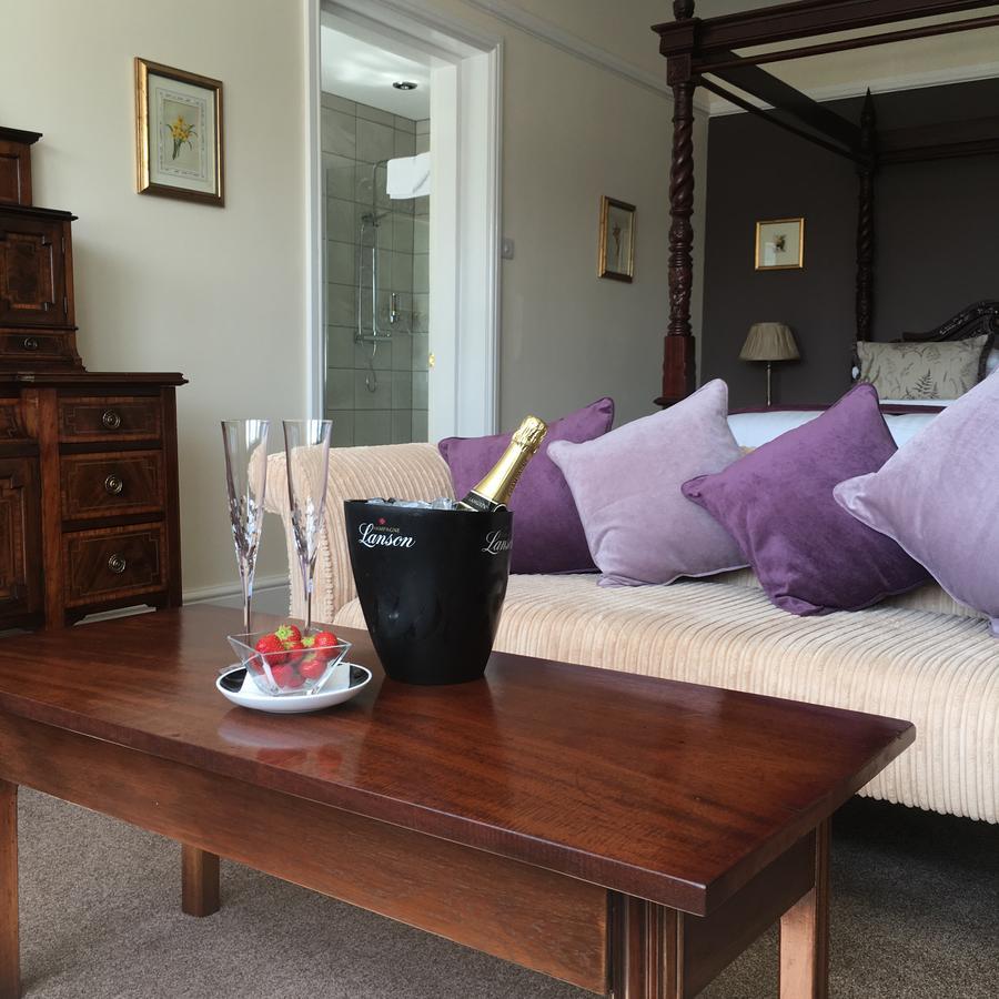 The Eagles Hotel Llanrwst Bagian luar foto