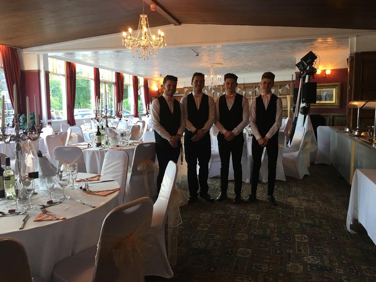 The Eagles Hotel Llanrwst Bagian luar foto