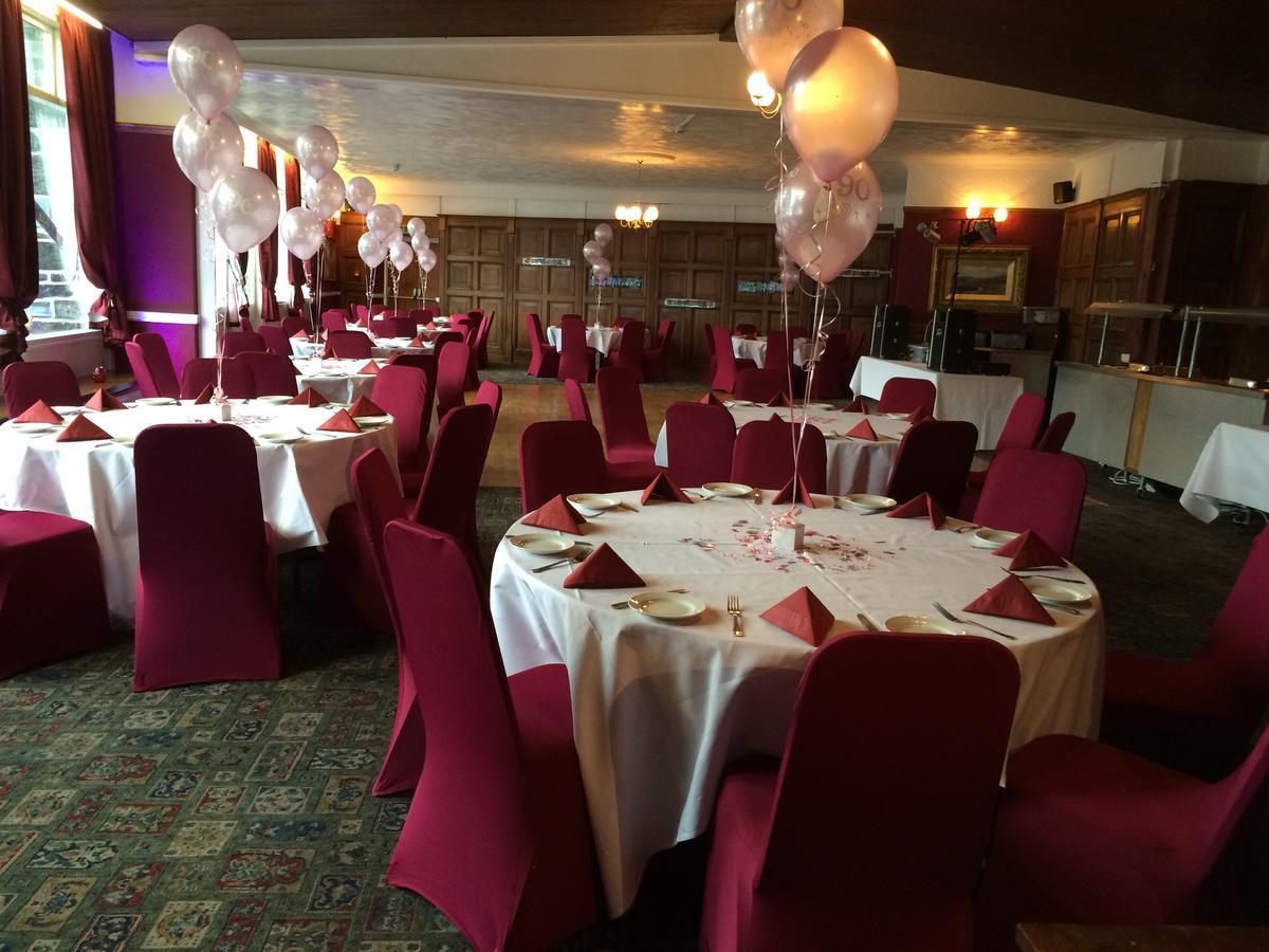 The Eagles Hotel Llanrwst Bagian luar foto