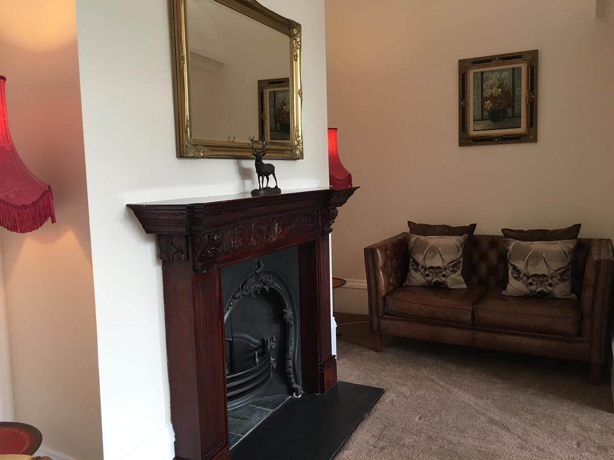 The Eagles Hotel Llanrwst Bagian luar foto