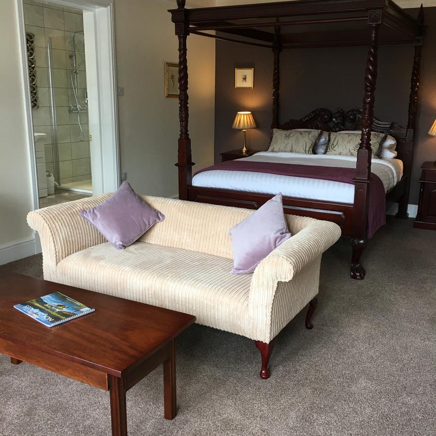 The Eagles Hotel Llanrwst Bagian luar foto