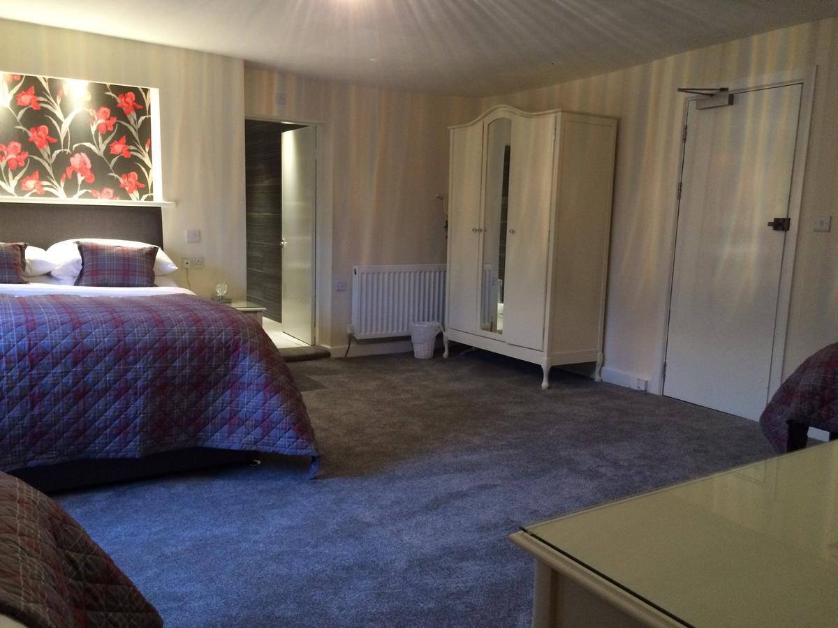 The Eagles Hotel Llanrwst Bagian luar foto